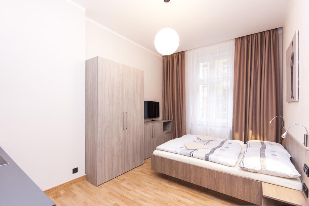 Manesova Astra Apartment ปราก ห้อง รูปภาพ