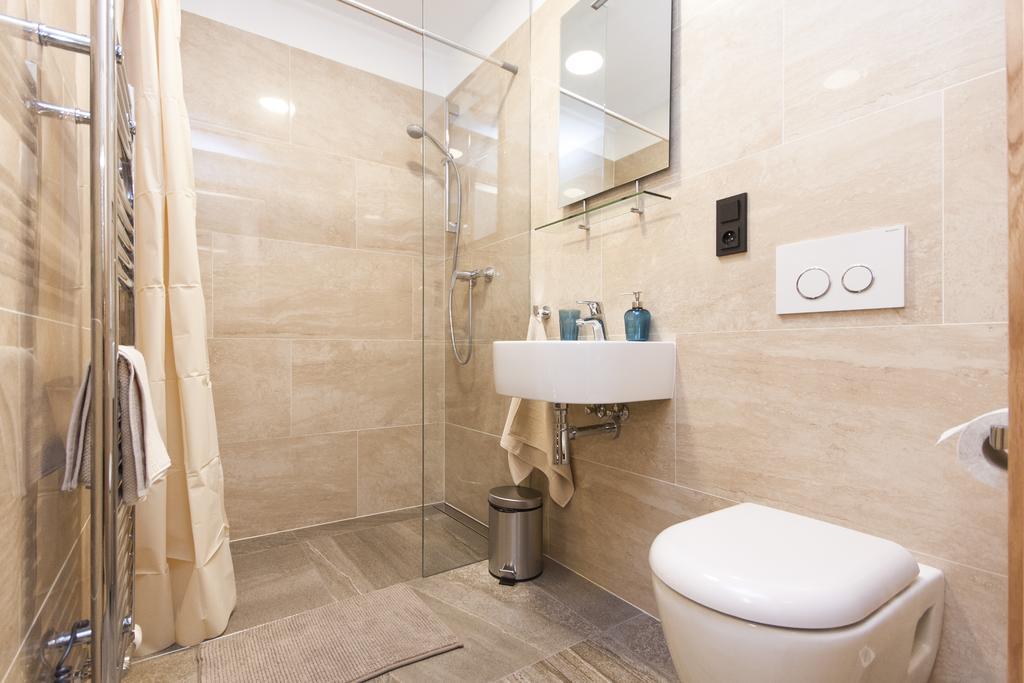 Manesova Astra Apartment ปราก ห้อง รูปภาพ