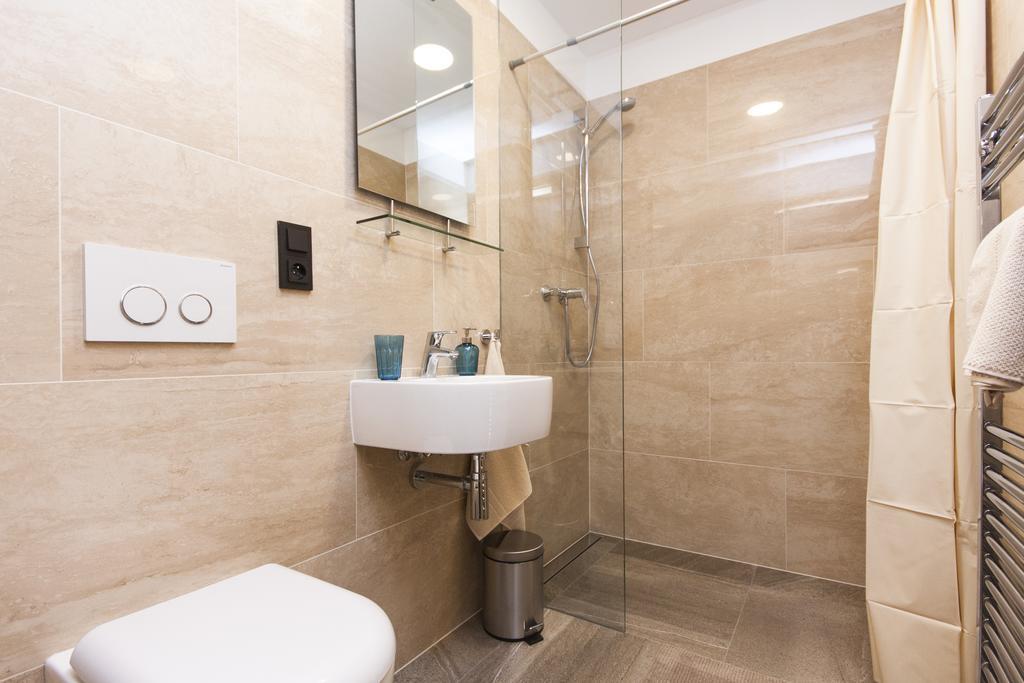 Manesova Astra Apartment ปราก ห้อง รูปภาพ